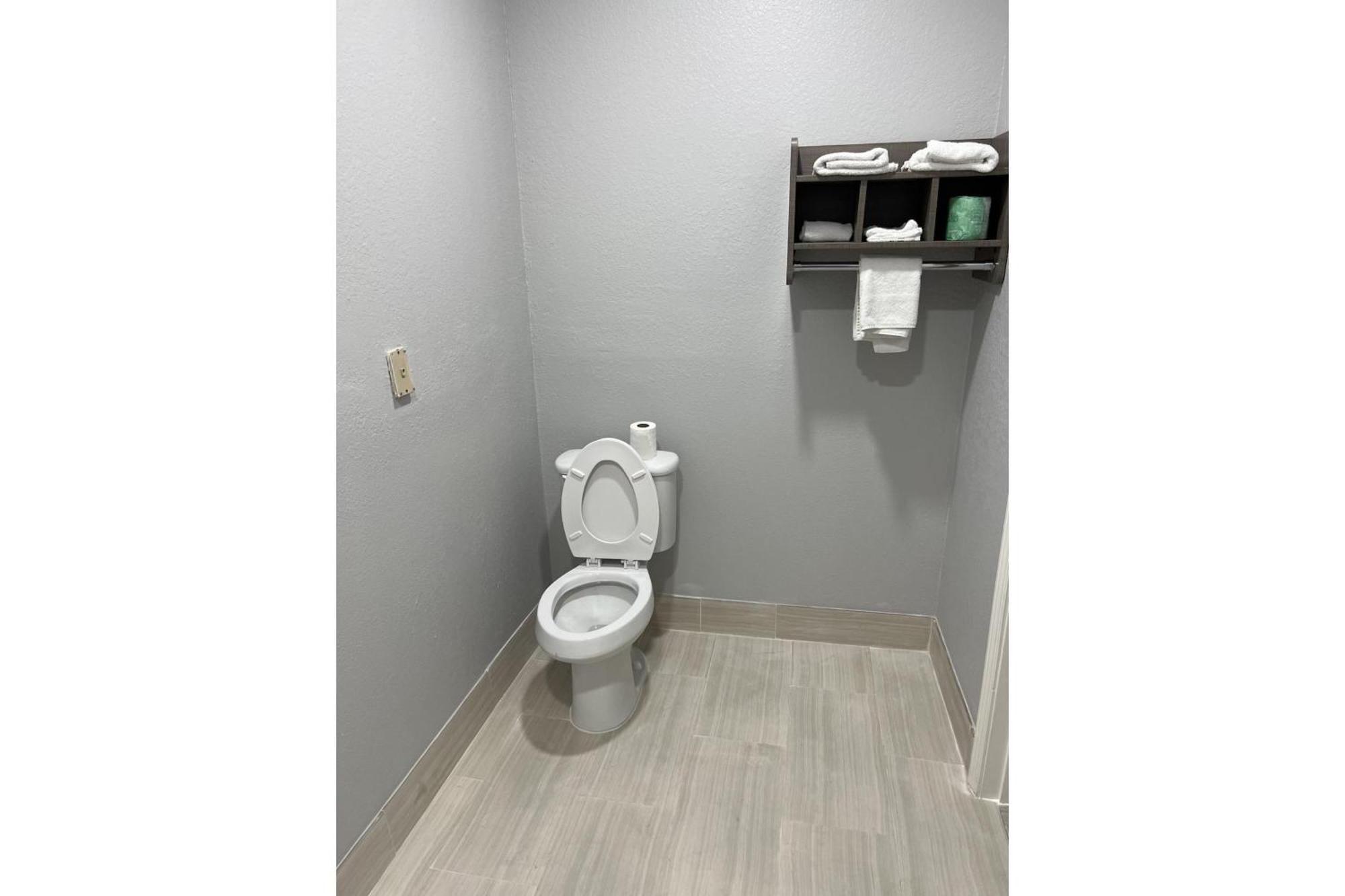 יוסטון Kiwi Inn Willowbrook Hwy249 מראה חיצוני תמונה